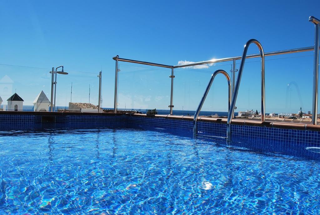 Apartamentos Plaza Nerja Bagian luar foto