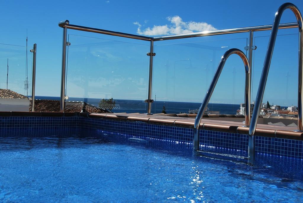 Apartamentos Plaza Nerja Bagian luar foto